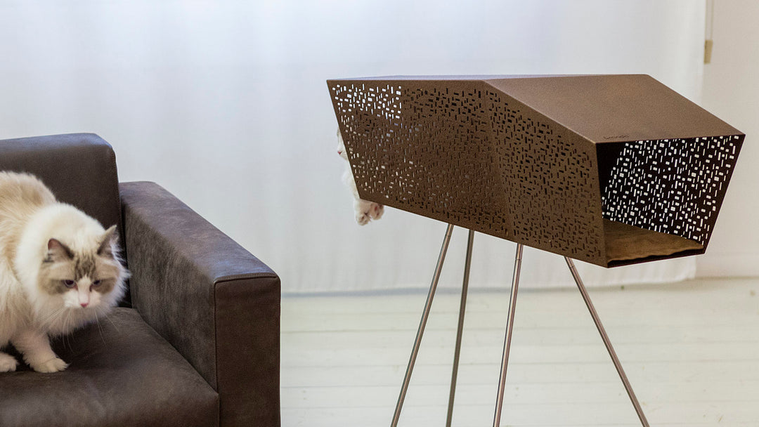 TUNNEL Luxury Cat Bed in Corten with Pedestal | Brando Design