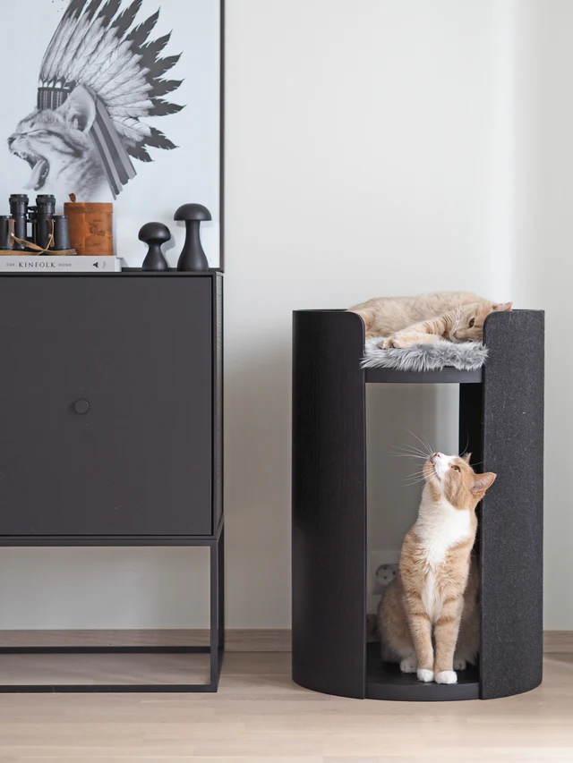 Torre Minimalist Cat Scratching Post - MiaCara Innovative Design