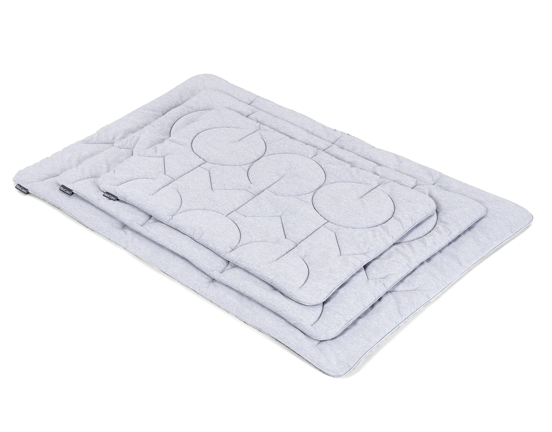 Linea Luxury Quilted Dog Blanket - MiaCara Innovative Design