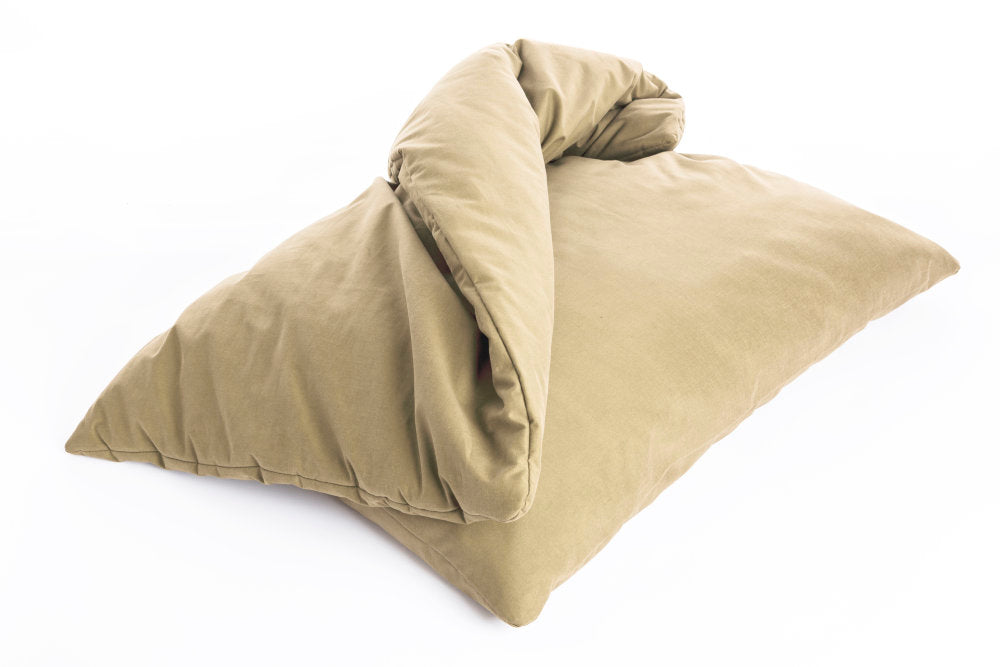 Loto Luxury Quilt with Cushion for Pet Beds | Brando Design
