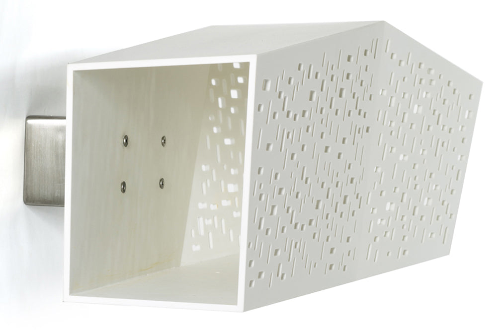 TUNNEL Luxury Wall Cat Bed Wall in Betacryl | Brando Design