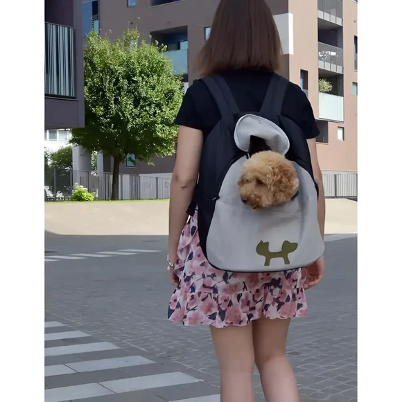 United Pets Reverse Backpack – Urban Pet Carrier for Dogs & Cats
